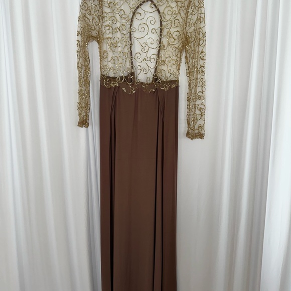 Large black and gold night dresses - Picture 3 of 4